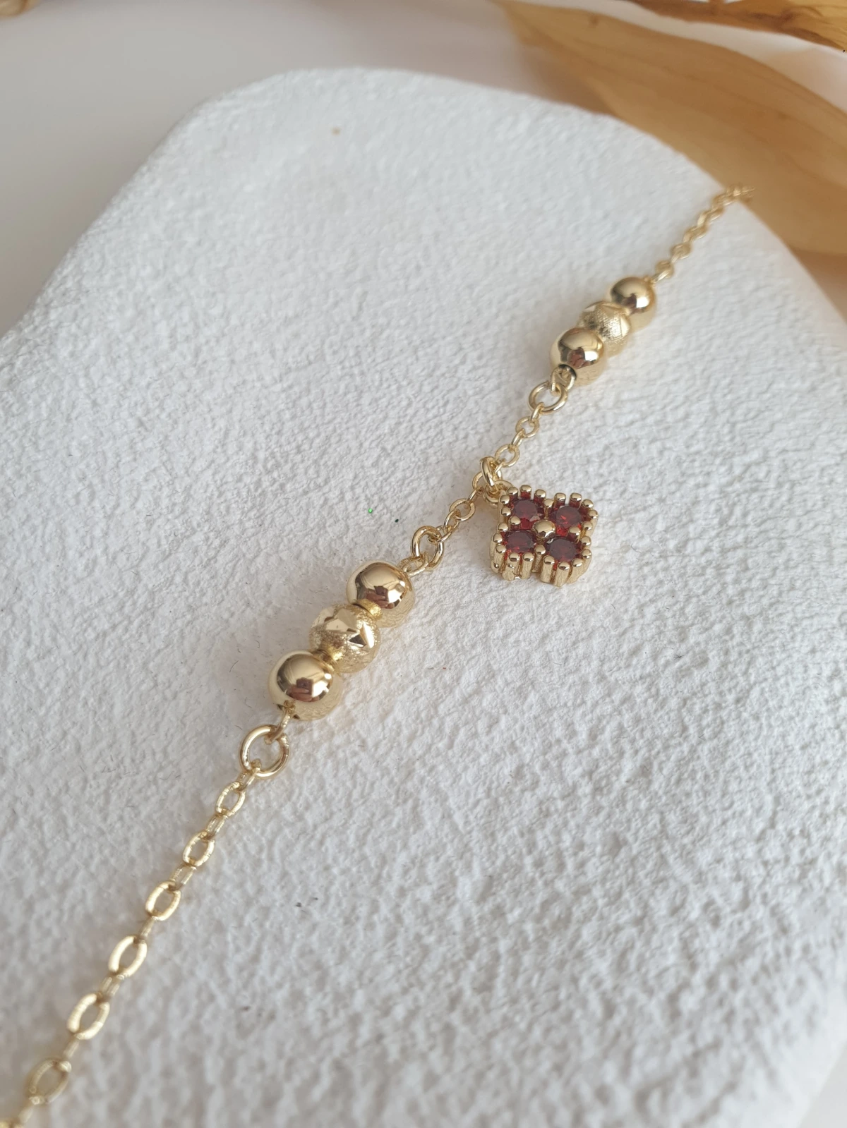 14K Dorika ve Bordo Yonca Bileklik