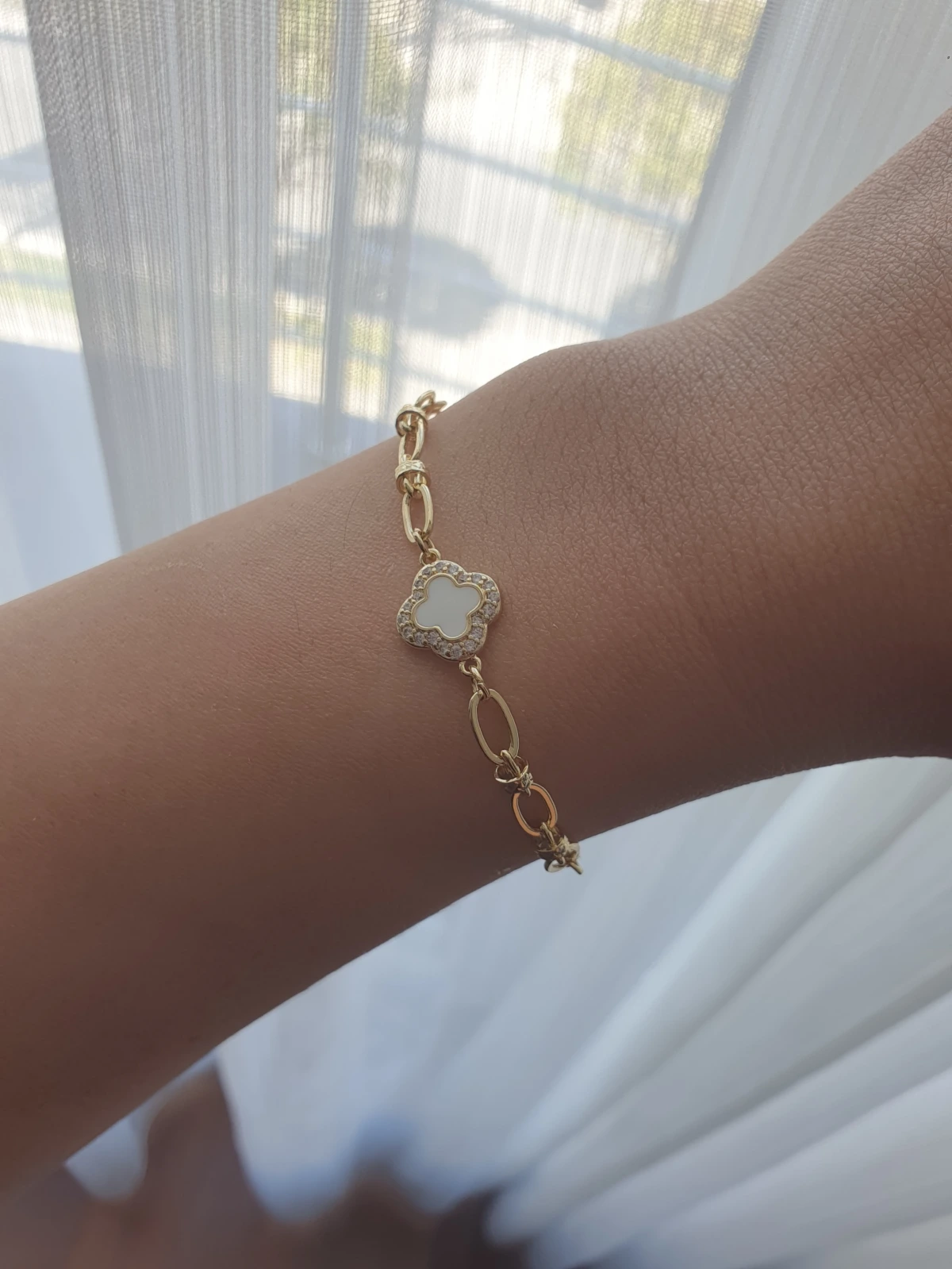14K Minimal Beyaz Yonca Bileklik