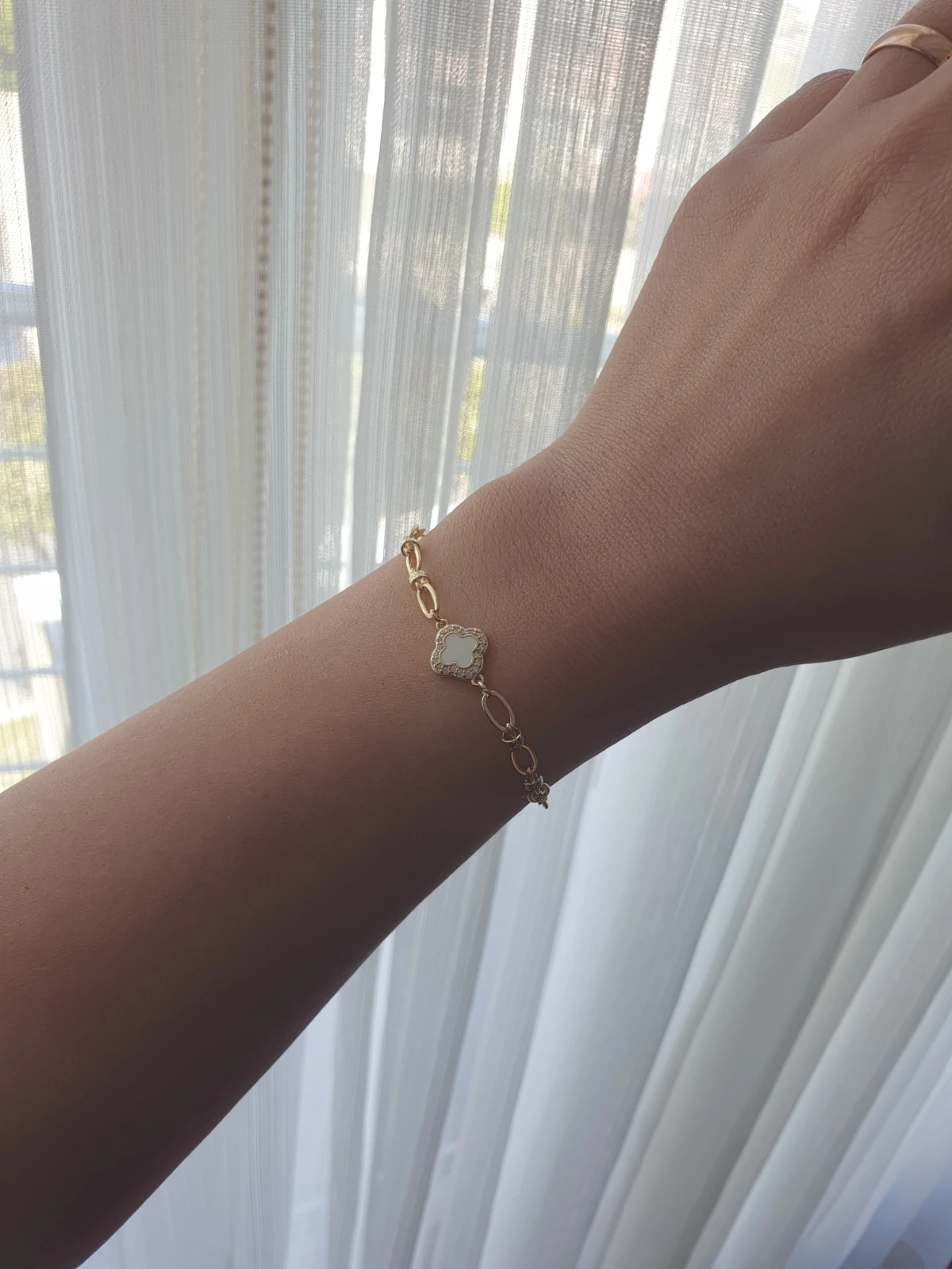 14K Minimal Beyaz Yonca Bileklik