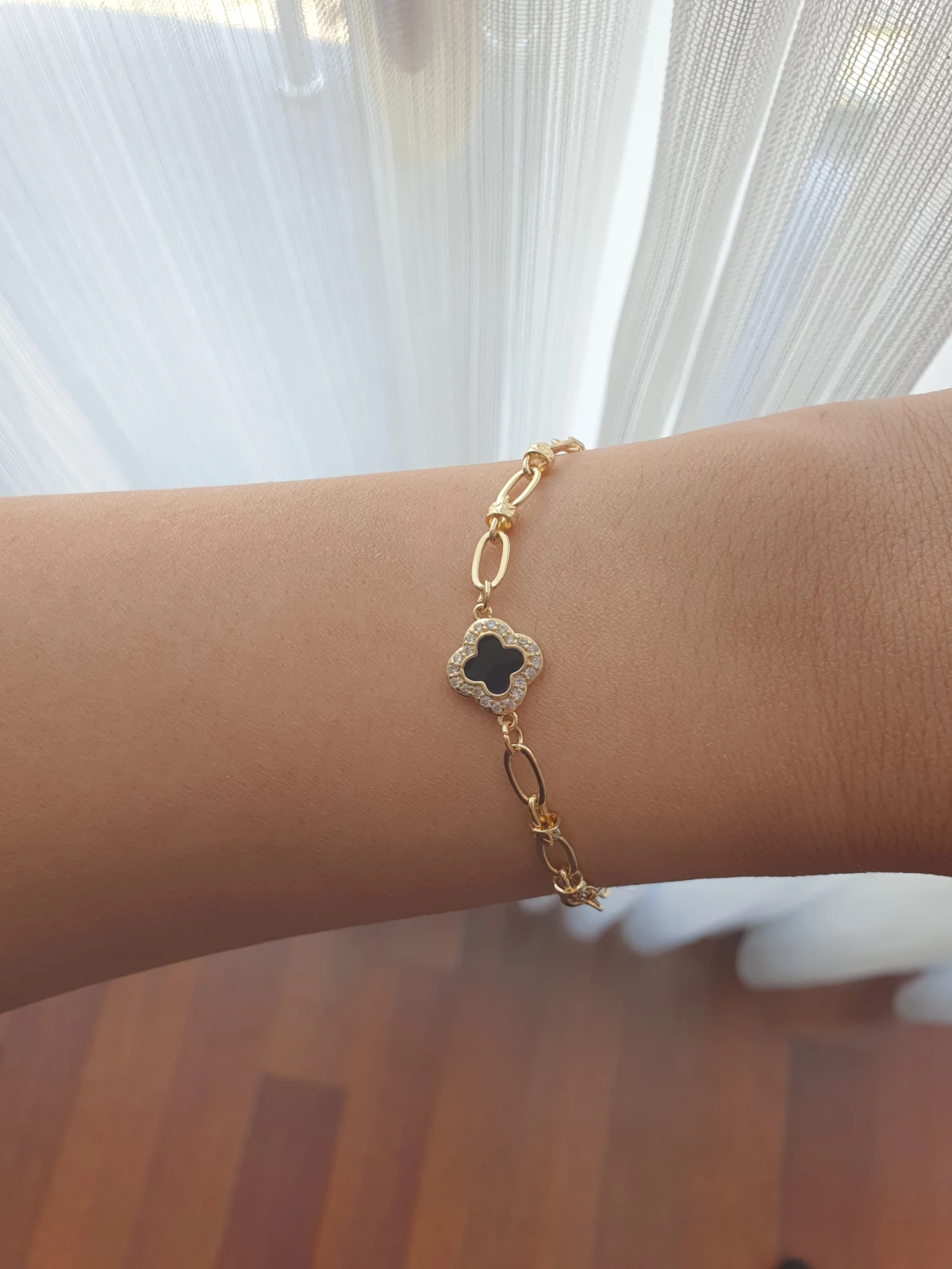 14K Minimal Siyah Yonca Bileklik
