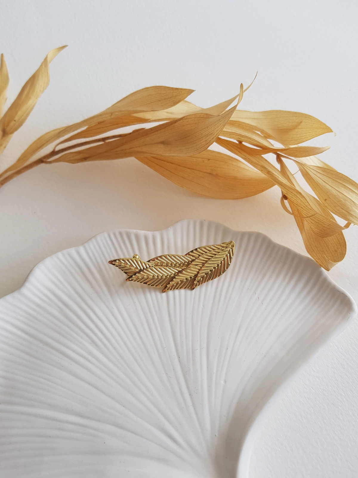 JOC Gold Yaprak Model Earcuff