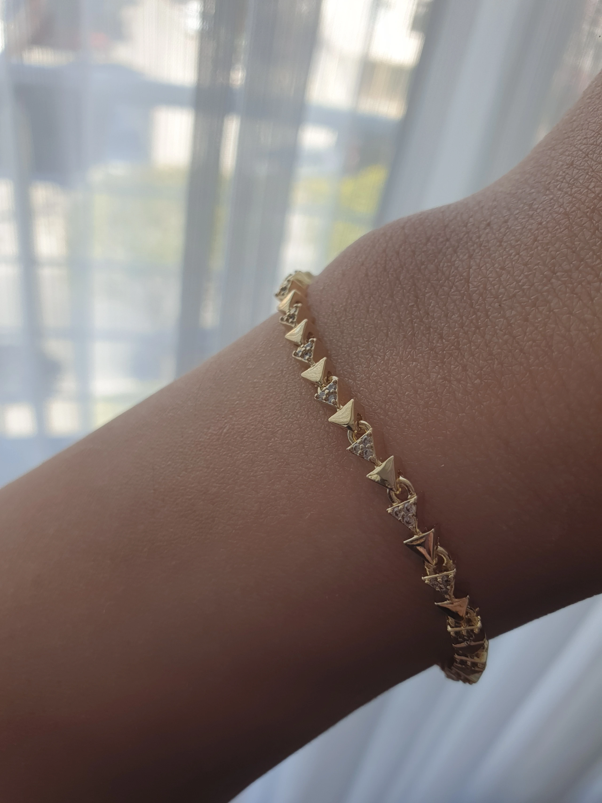14K Mini Sıra Üçgen Bileklik