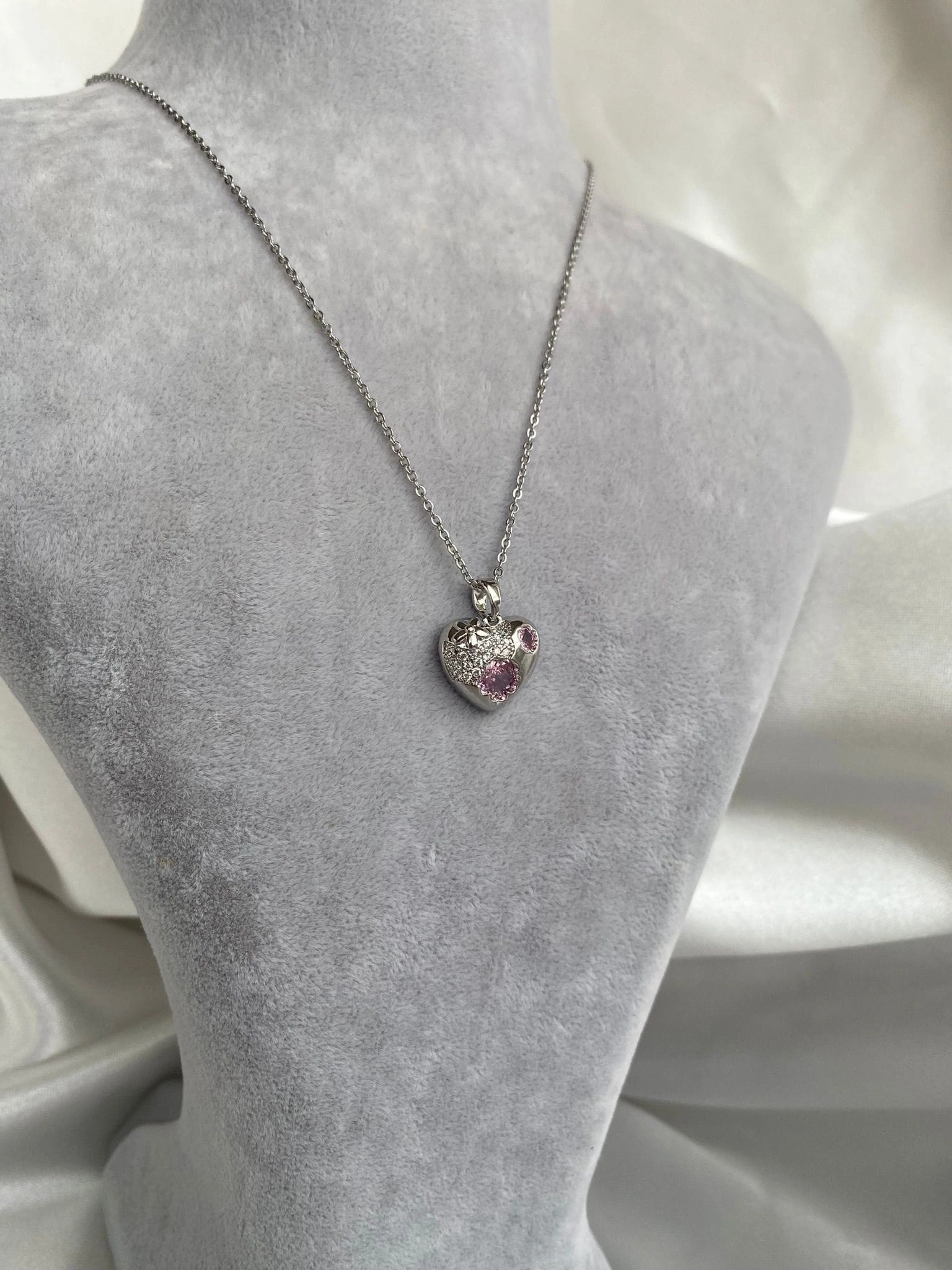 JOC Silver Çiçek Detay Çelik Kolye
