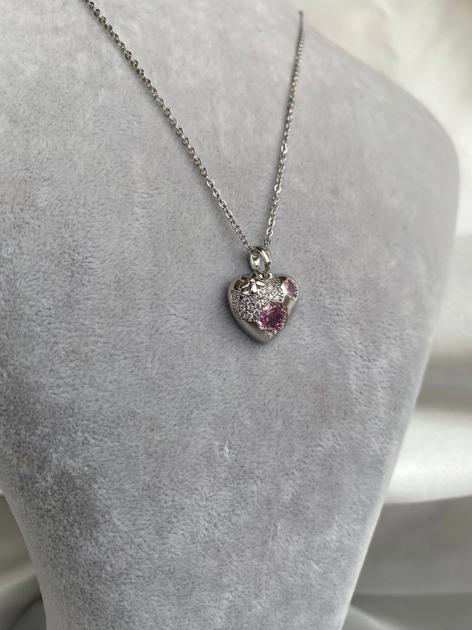 JOC Silver Çiçek Detay Çelik Kolye