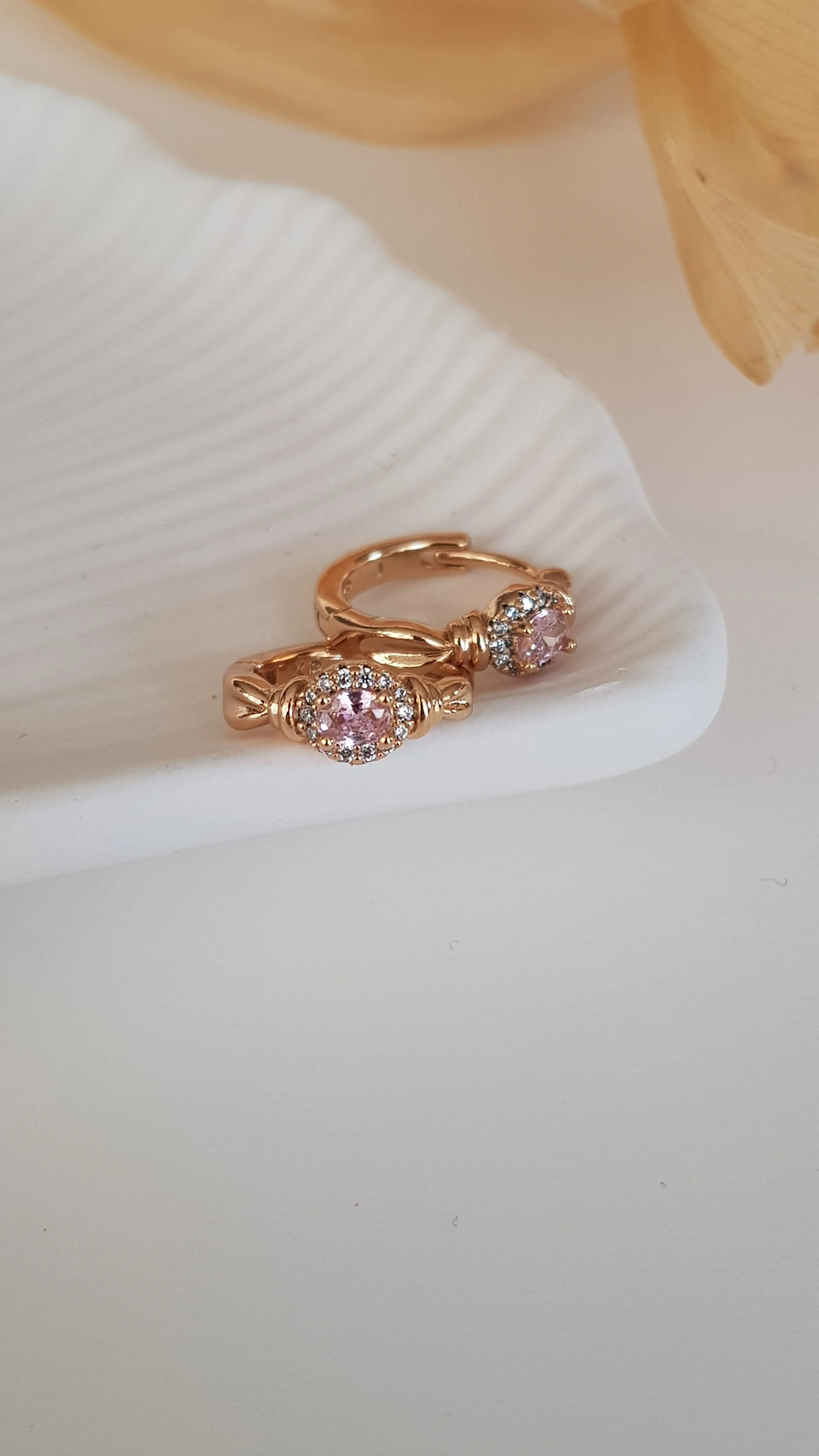 JOC Küçük Pembe Taşlı Xuping Küpe