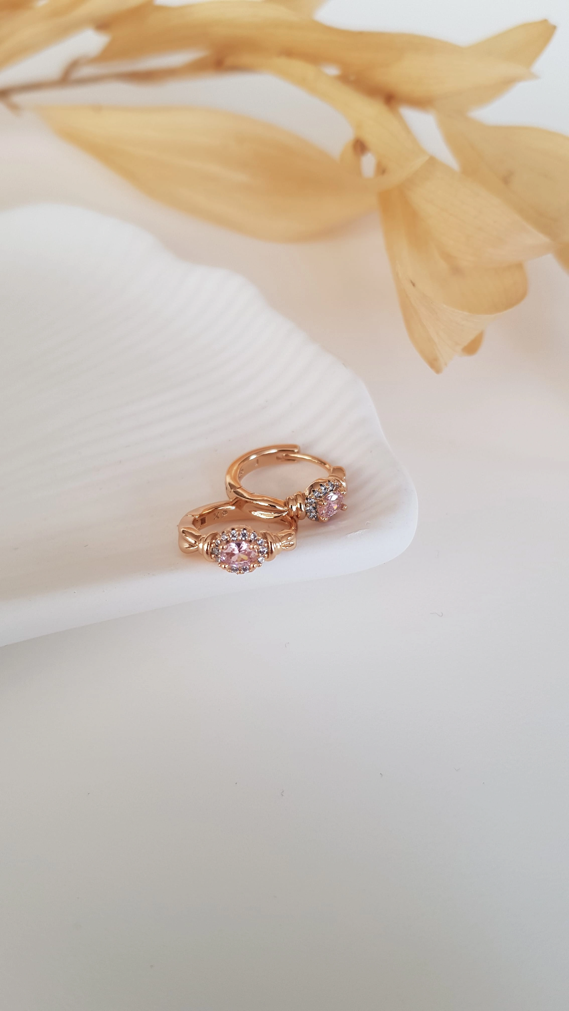 JOC Küçük Pembe Taşlı Xuping Küpe