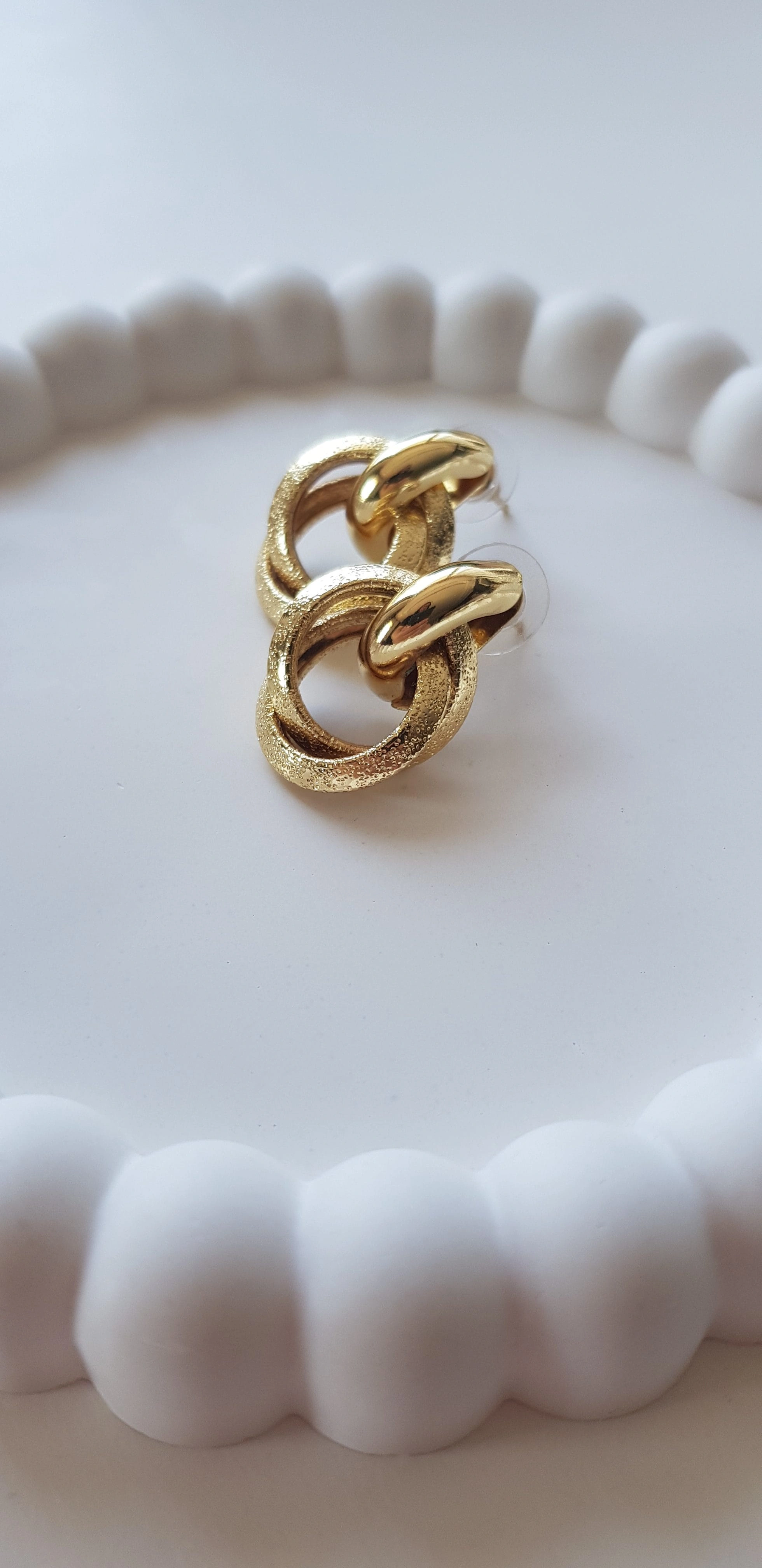 JOC Gold Küçük İçten Geçme Vip Küpe