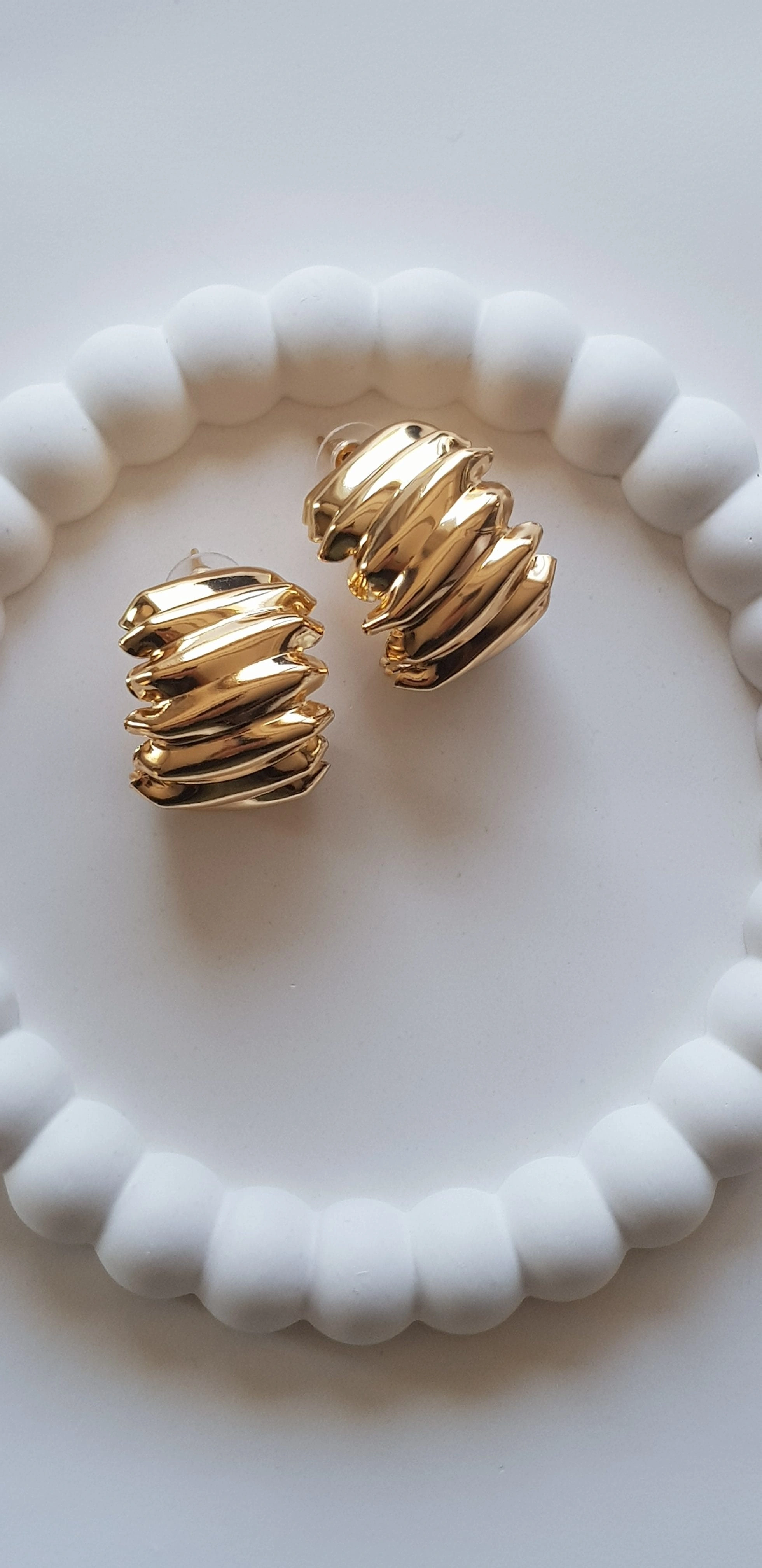 JOC Gold Tırtıklı Büyük Halka Vip Küpe