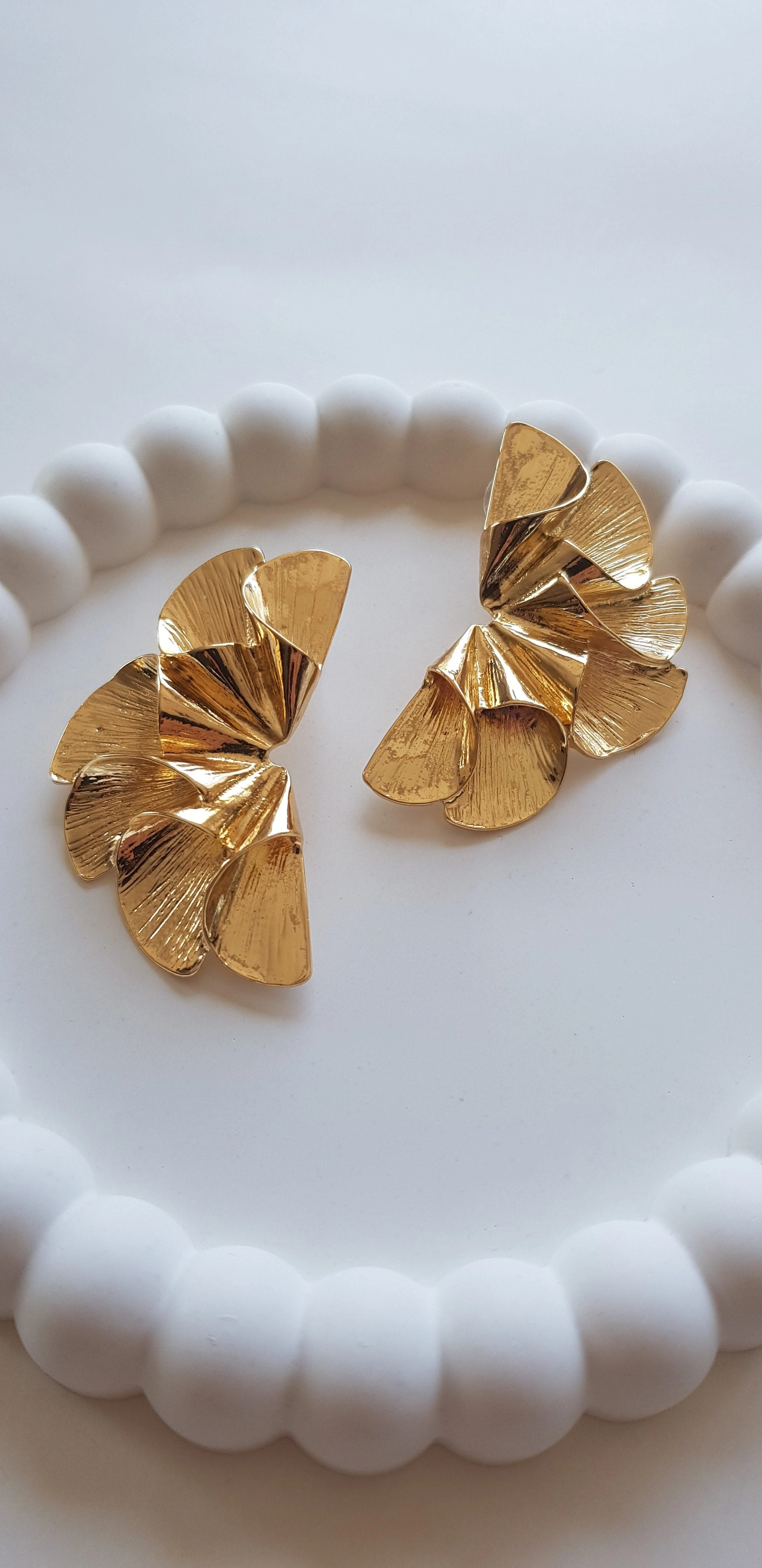 JOC Gold Büyük Yaprak Küpe