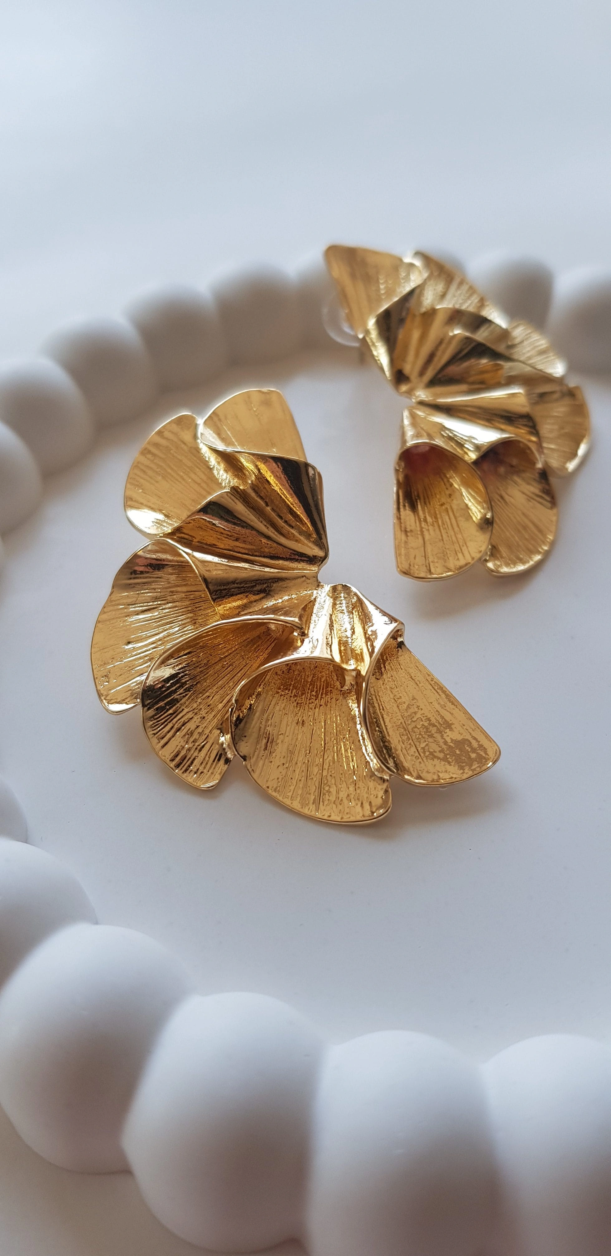 JOC Gold Büyük Yaprak Küpe