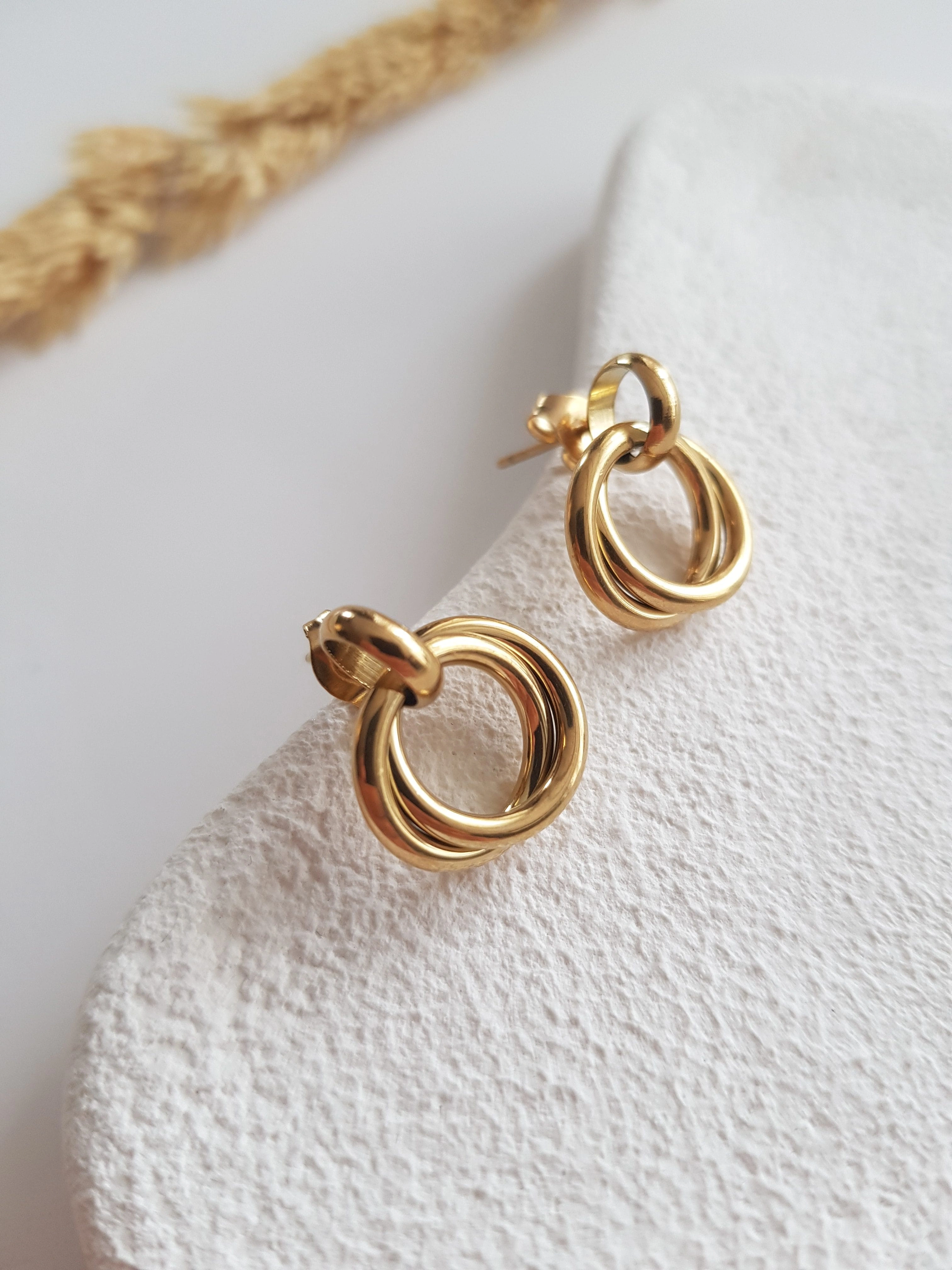 JOC Gold Mini İçten Geçme Çelik Küpe