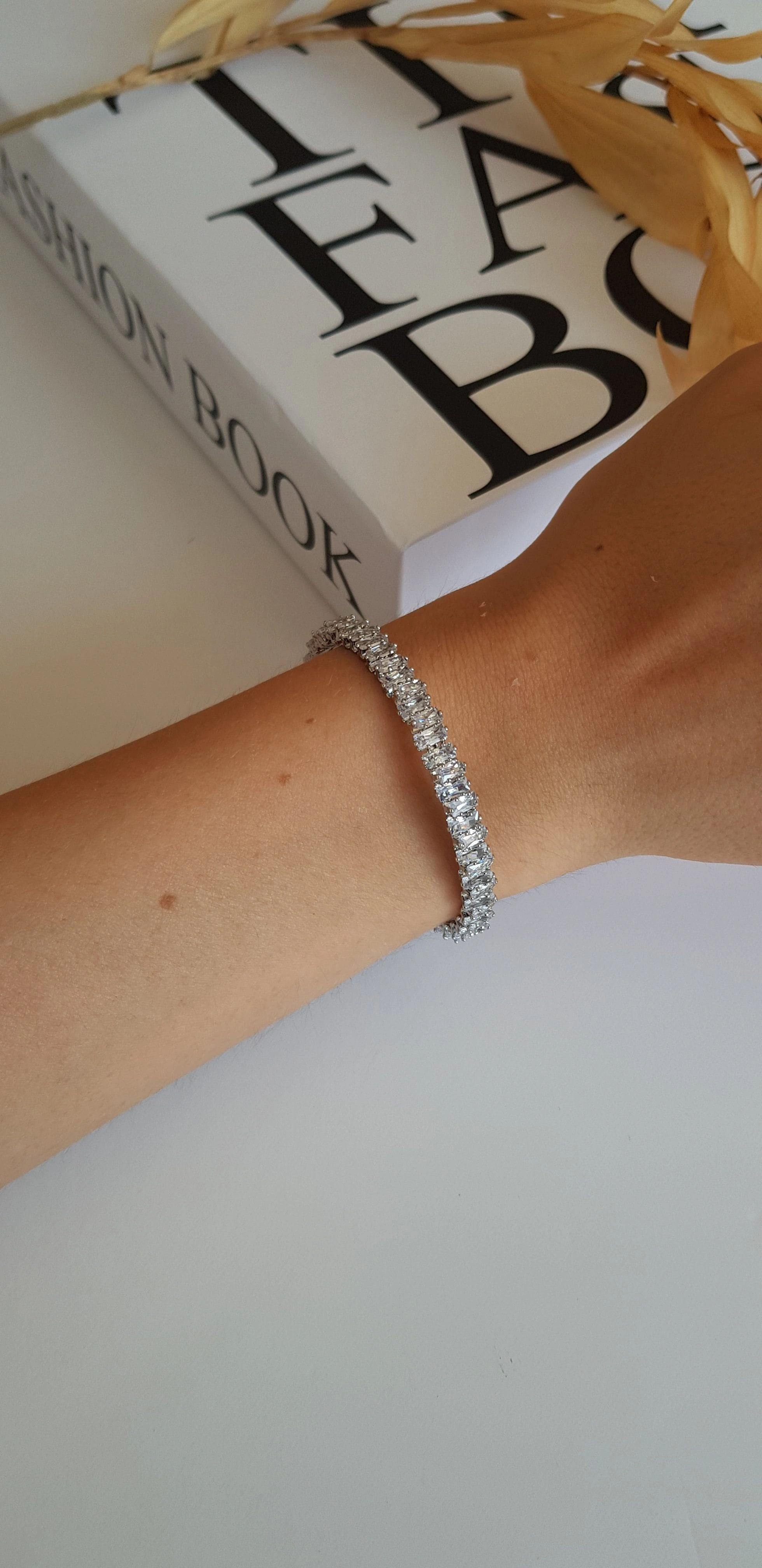 JOC Silver Baget Taşlı Çelik Kelepçe