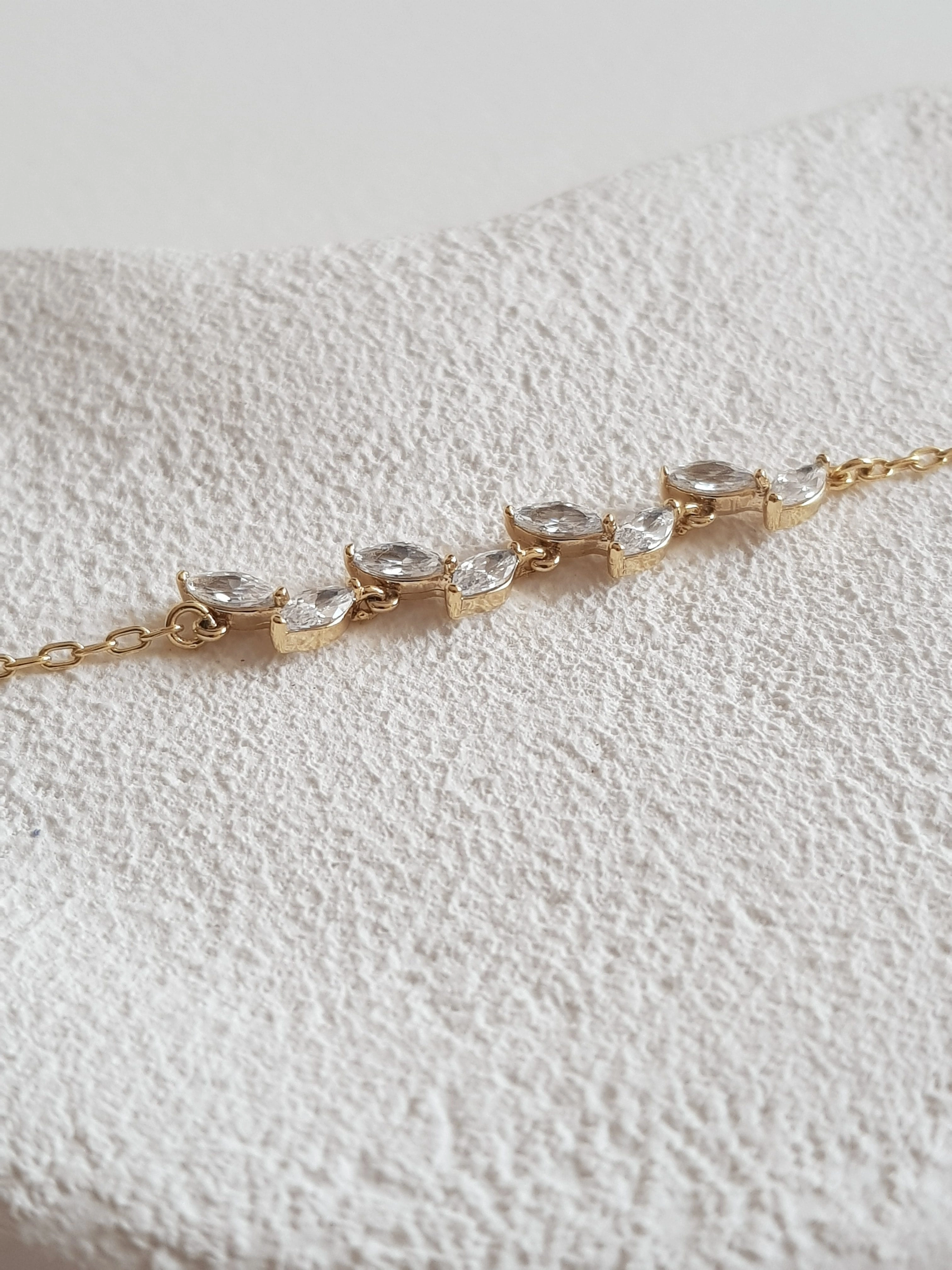 JOC Gold Chloe Bracelet