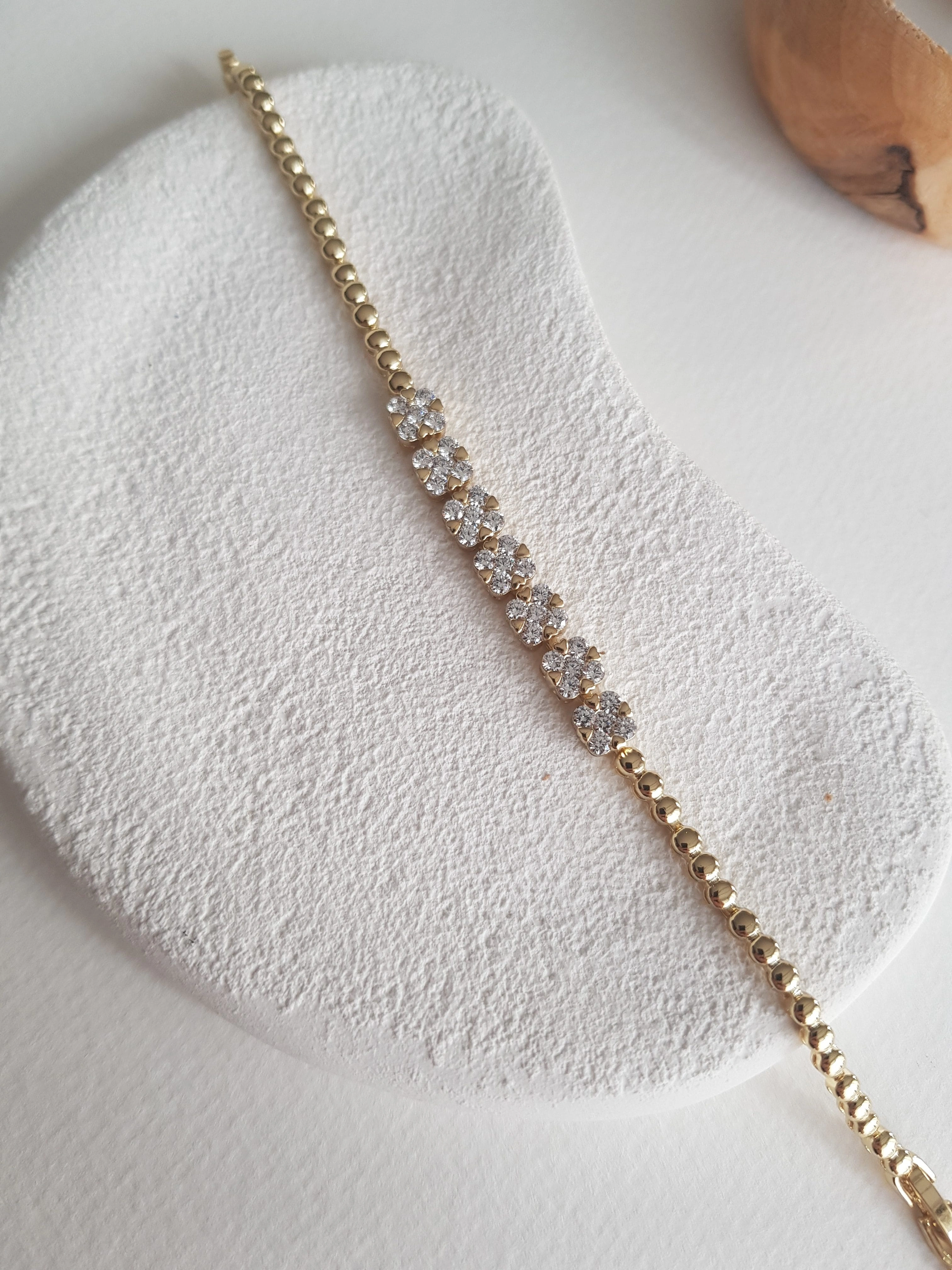 JOC Gold Betty Bracelet