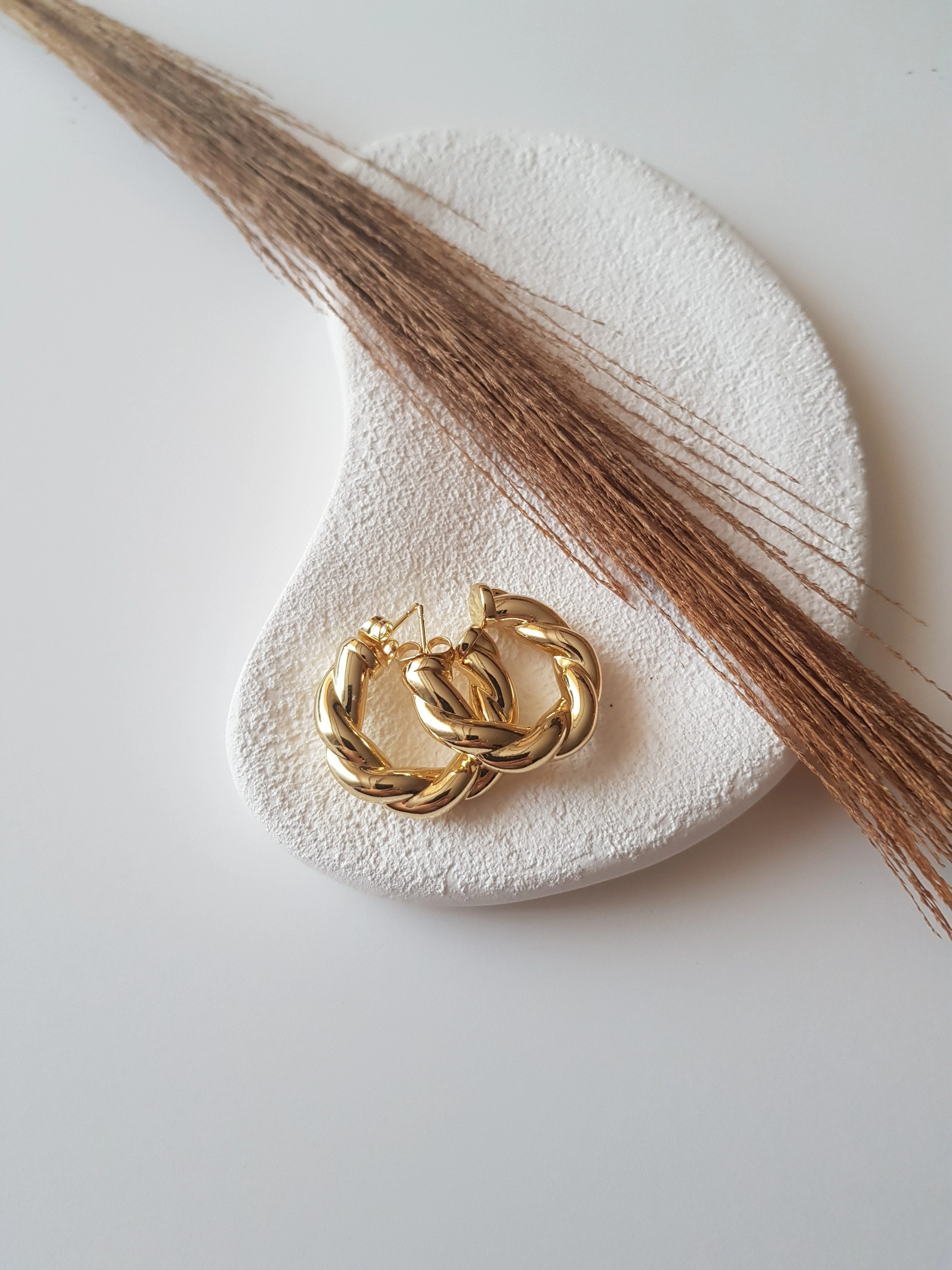 JOC Gold Halka Burgu Küpe 14K