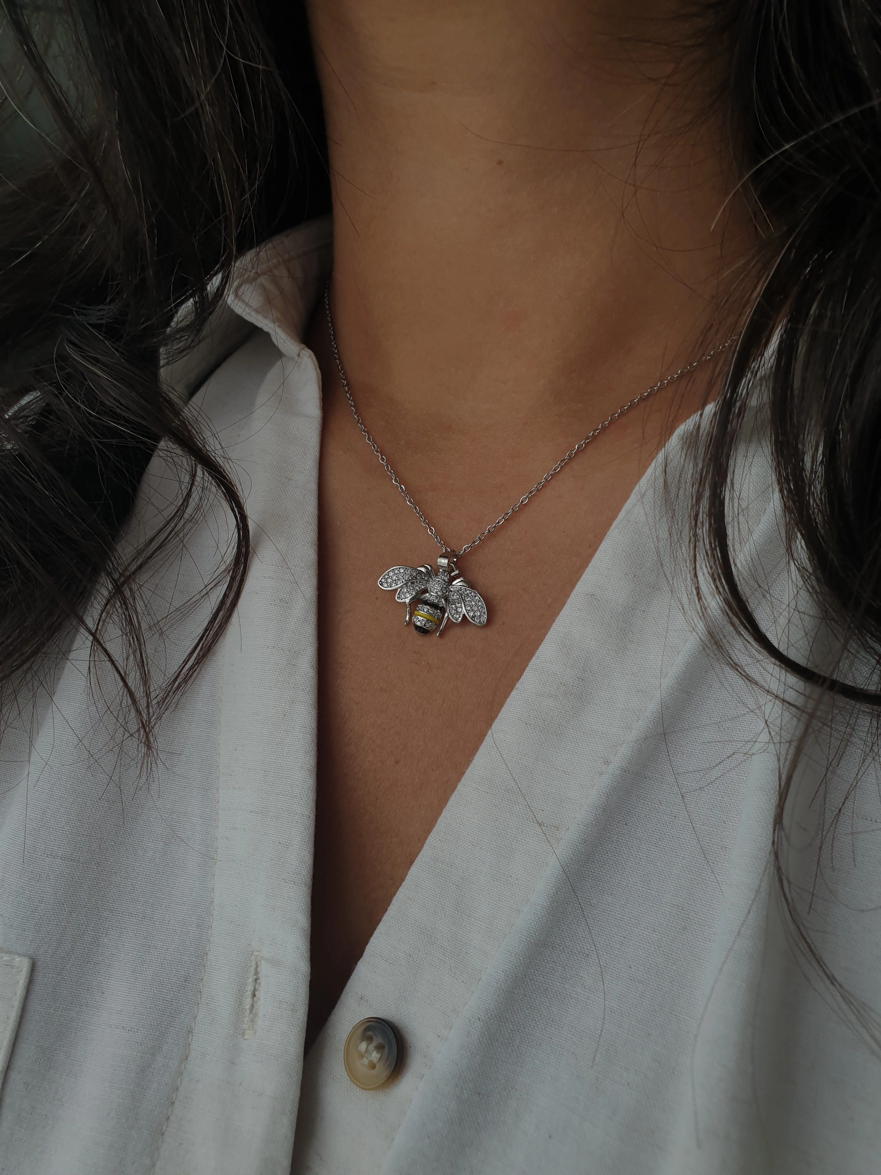 JOC Silver Kanatlı Arı Kolye